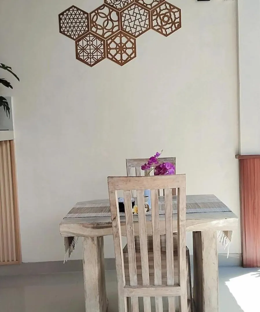 Pondok Loji Ubud 0*,